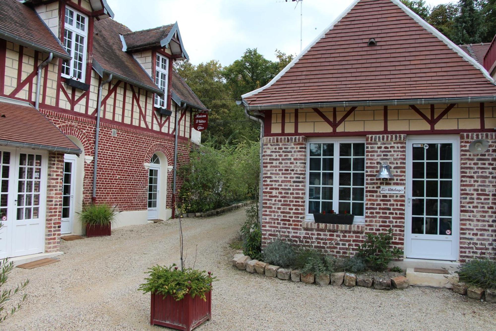 L'Ecurie De Vieux-Moulin Hotel Exterior foto
